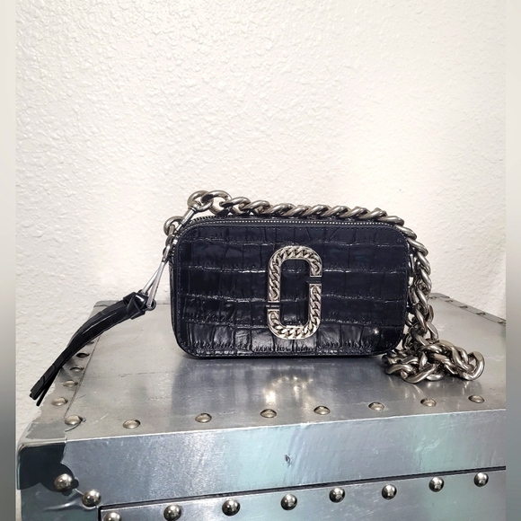 MARC JACOBS BLACK CROC CROSSBODY HANDBAG PURSE - Picture 4 of 10